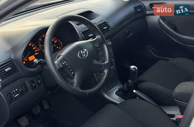 Универсал Toyota Avensis 2006 в 