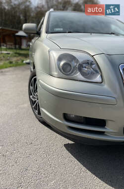 Універсал Toyota Avensis 2005 в 