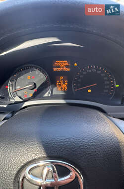 Седан Toyota Avensis 2009 в 