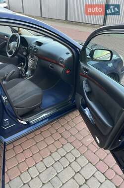 Універсал Toyota Avensis 2005 в 
