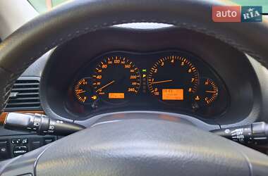 Седан Toyota Avensis 2008 в 