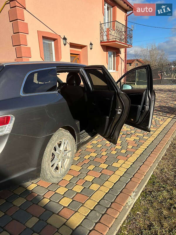 Универсал Toyota Avensis 2010 в Рожнятове