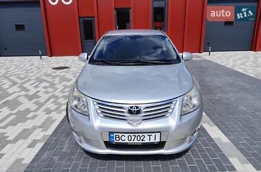 Седан Toyota Avensis 2010 в 