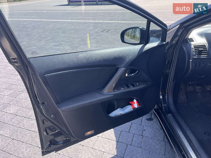 Седан Toyota Avensis 2014 в Львове фото 9 Седан Toyota Avensis 2014 в Львове