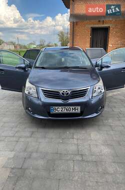 Универсал Toyota Avensis 2010 в 