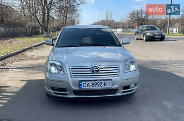 Седан Toyota Avensis 2004 в 