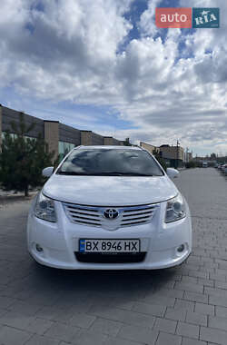 Універсал Toyota Avensis 2011 в Хмельницькому