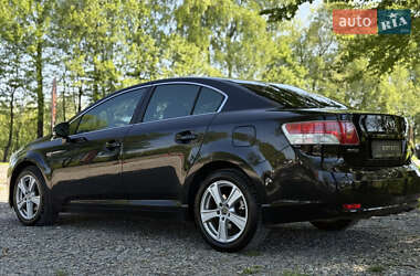 Седан Toyota Avensis 2008 в 