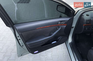 Ліфтбек Toyota Avensis 2004 в 