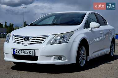 Седан Toyota Avensis 2011 в 