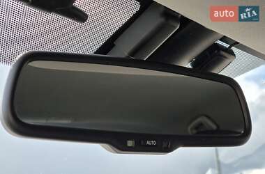 Седан Toyota Avensis 2011 в 