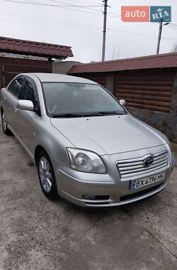 Седан Toyota Avensis 2004 в 