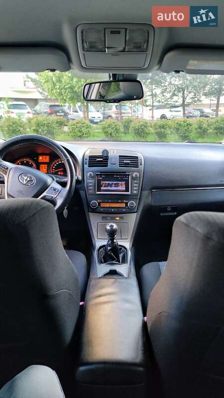 Универсал Toyota Avensis 2009 в Ивано-Франковске