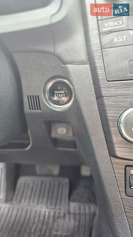 Универсал Toyota Avensis 2009 в Львове