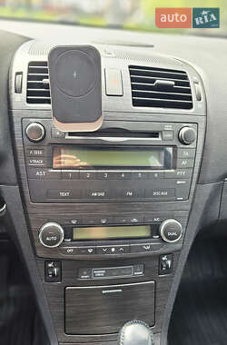 Универсал Toyota Avensis 2009 в 