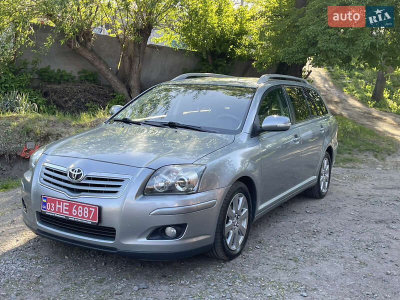 Универсал Toyota Avensis 2008 в Виннице
