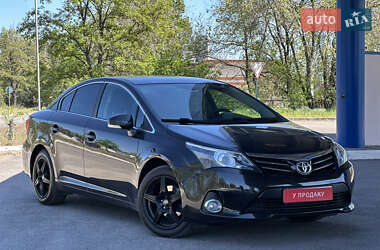 Седан Toyota Avensis 2012 в Днепре