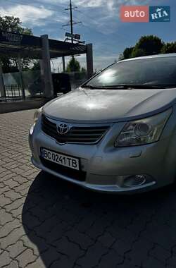 Седан Toyota Avensis 2009 в 