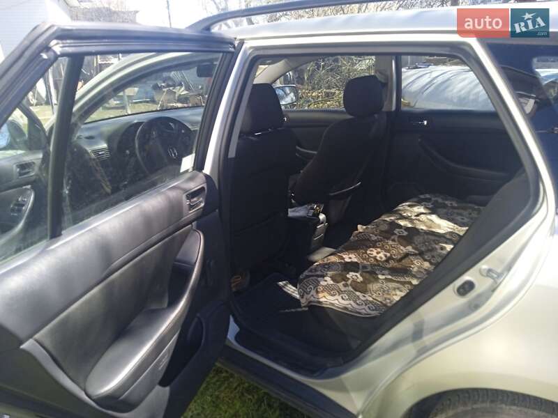 Универсал Toyota Avensis 2007 в Косове