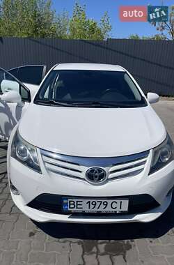 Седан Toyota Avensis 2012 в Миколаєві