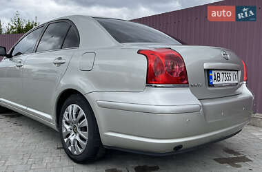 Седан Toyota Avensis 2005 в  фото 9 Седан Toyota Avensis 2005 в