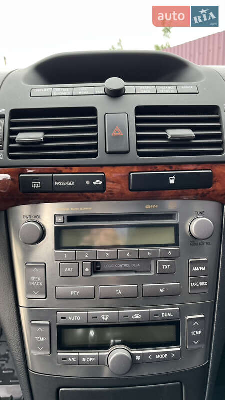 Седан Toyota Avensis 2005 в Ровно фото 17 Седан Toyota Avensis 2005 в Ровно