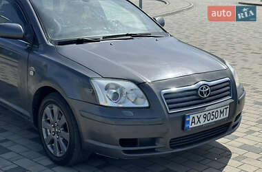 Універсал Toyota Avensis 2005 в 