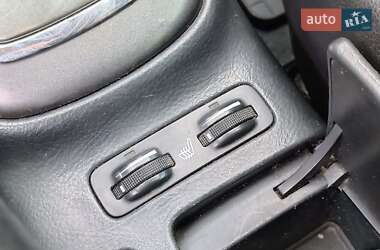 Седан Toyota Avensis 2004 в 