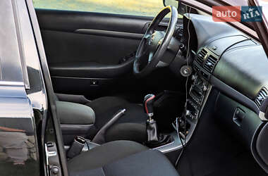 Седан Toyota Avensis 2007 в 