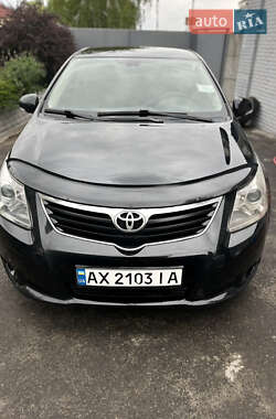 Седан Toyota Avensis 2011 в Харькове