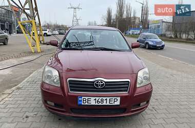 Седан Toyota Avensis 2004 в 