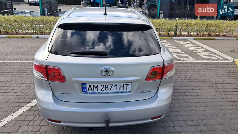 Універсал Toyota Avensis 2009 в Коростені