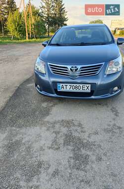 Седан Toyota Avensis 2011 в 