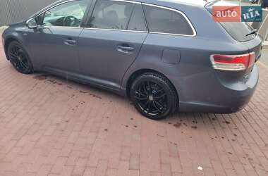 Універсал Toyota Avensis 2010 в 