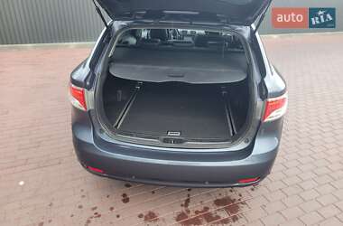 Універсал Toyota Avensis 2010 в 