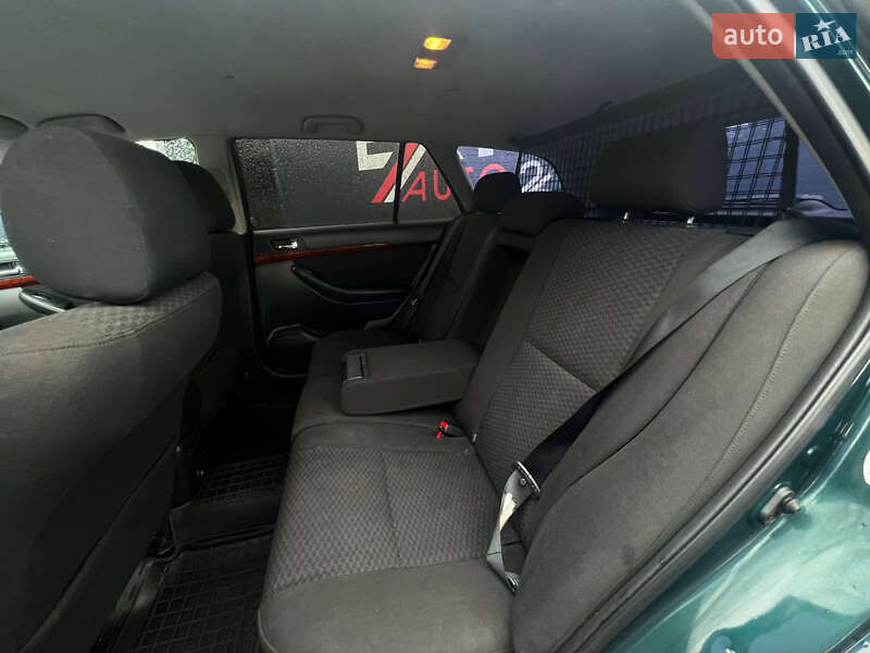 Универсал Toyota Avensis 2003 в Львове фото 9 Универсал Toyota Avensis 2003 в Львове