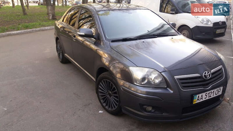 Toyota Avensis 2008