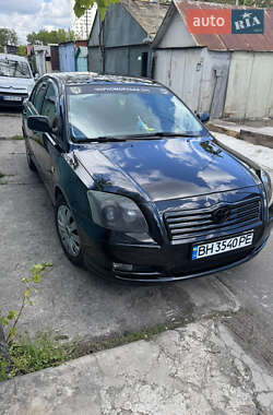 Седан Toyota Avensis 2004 в Чорноморську