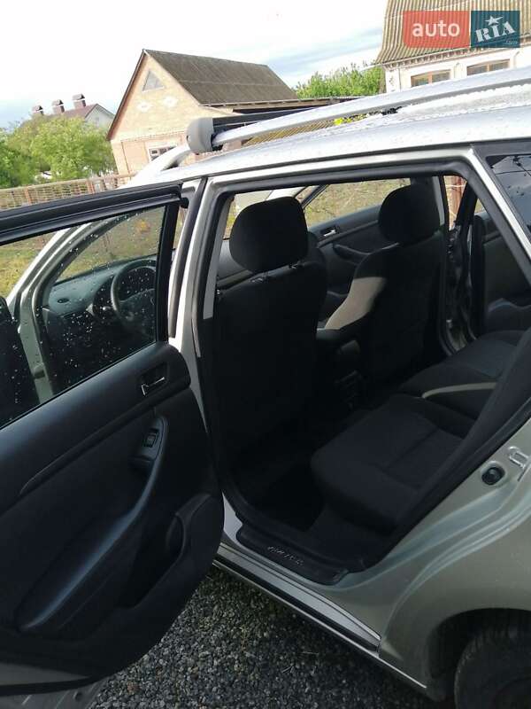 Универсал Toyota Avensis 2005 в Виннице