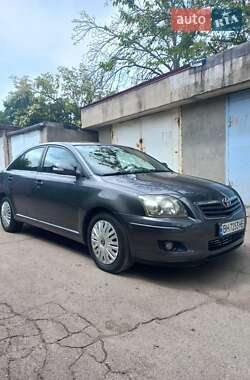 Седан Toyota Avensis 2008 в Одессе