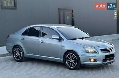 Лифтбек Toyota Avensis 2008 в 