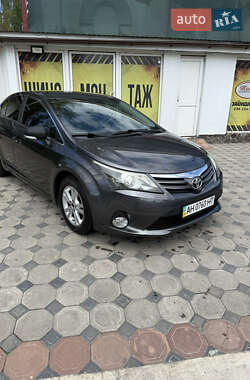 Седан Toyota Avensis 2012 в Одесі