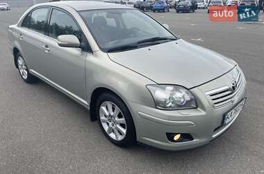 Седан Toyota Avensis 2008 в Киеве