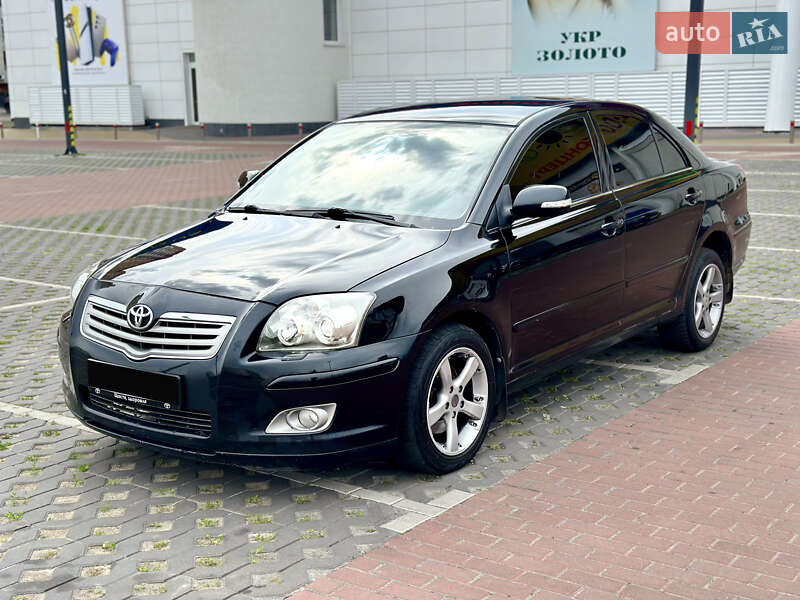 Седан Toyota Avensis 2007 в Киеве