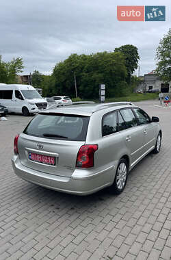 Универсал Toyota Avensis 2008 в 