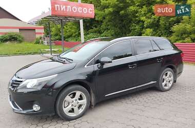 Універсал Toyota Avensis 2012 в 