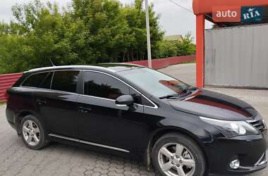 Універсал Toyota Avensis 2012 в 