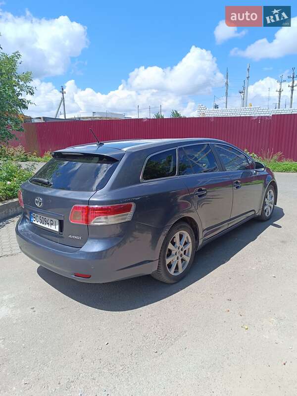 Універсал Toyota Avensis 2008 в Одесі