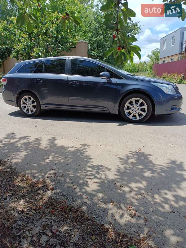 Універсал Toyota Avensis 2008 в Одесі