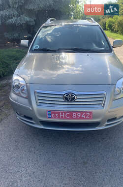 Универсал Toyota Avensis 2005 в Полтаве